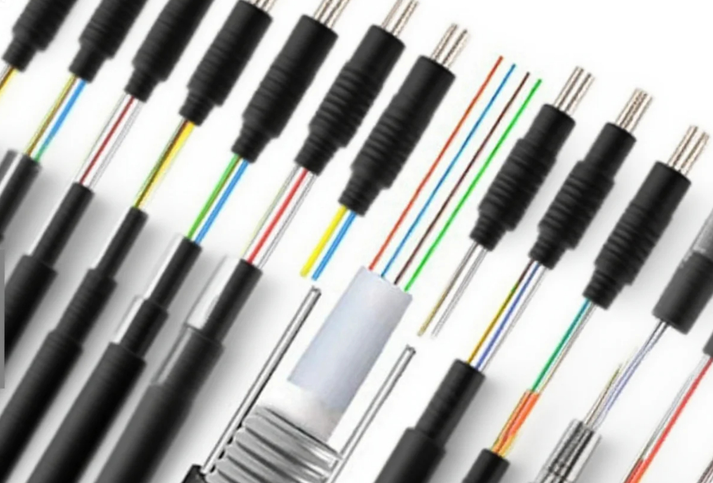 Cavo LAN di rete con guaina 24AWG a lunga durata, struttura a 4 coppie intrecciate, tipo di filo STP / UTP